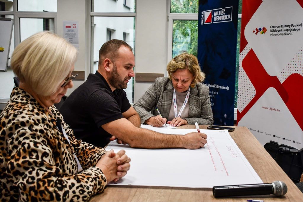 zjazd mniejszości polskiej na ukrainie 12