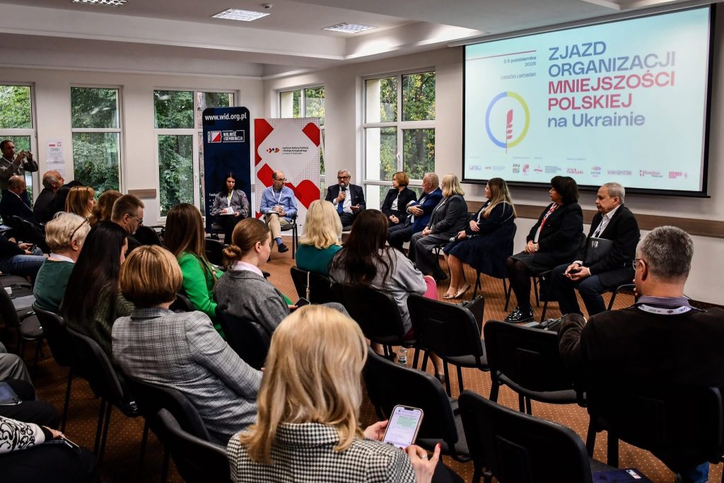 zjazd mniejszości polskiej na ukrainie 13