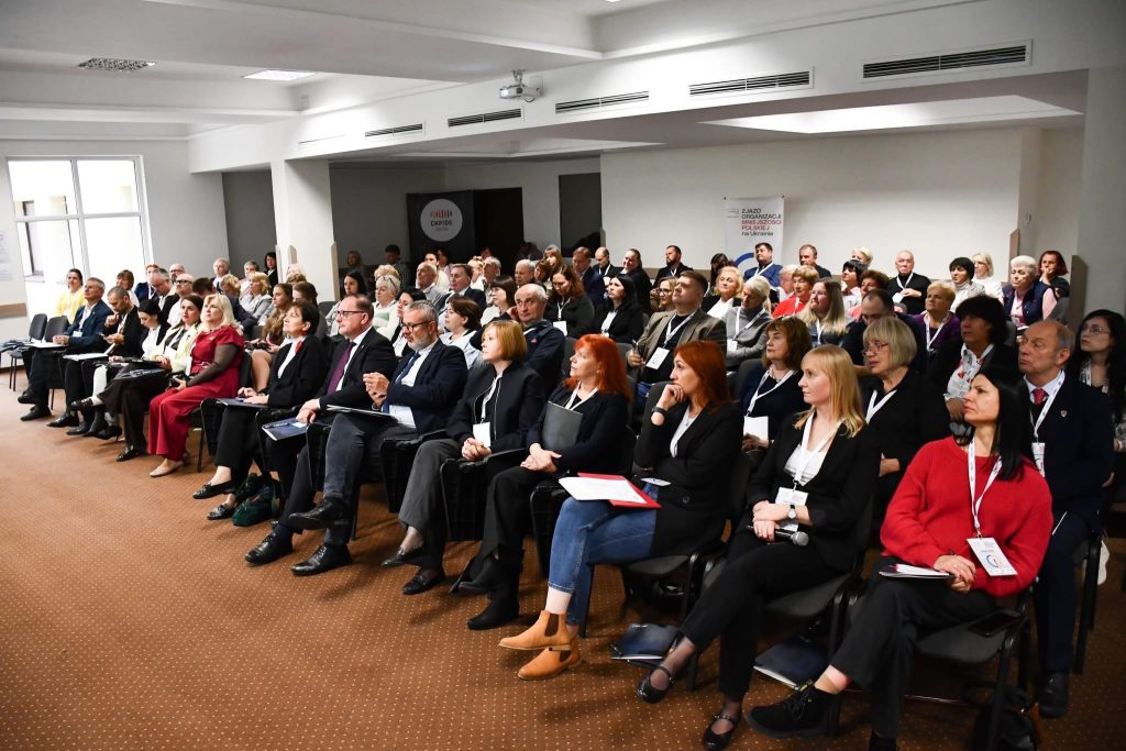 zjazd mniejszości polskiej na ukrainie 18