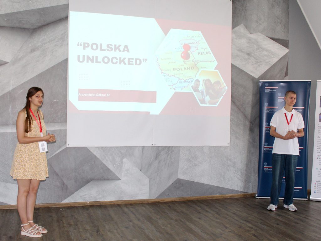 foto akademia młodych liderów 29